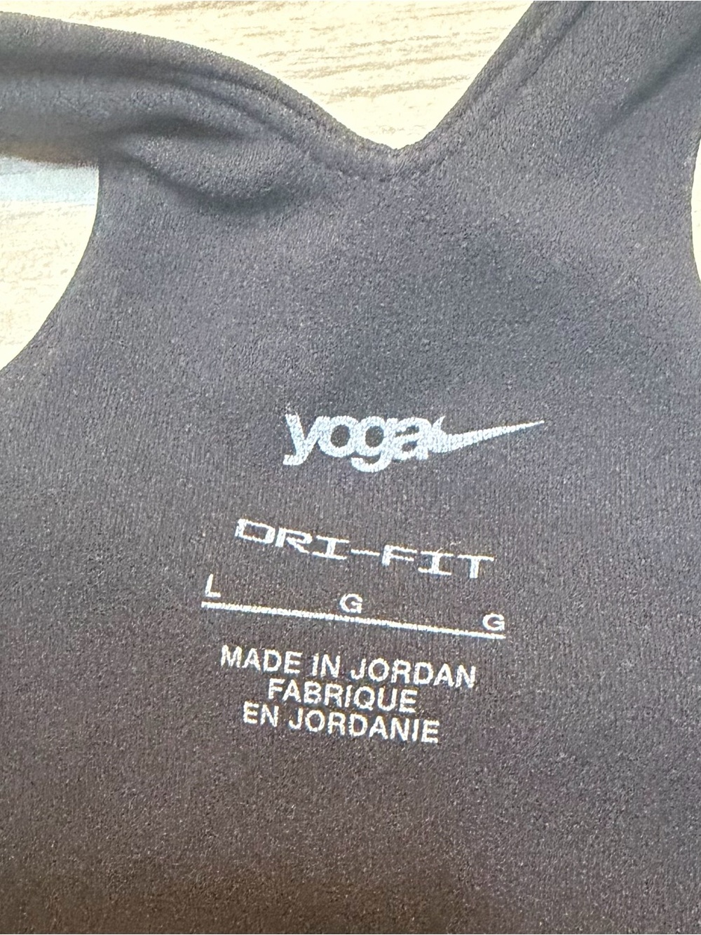 Nike Yoga Dri-FIT Luxe Women's Shelf-Bra Cropped Tank Black size L - Picture 3 of 11